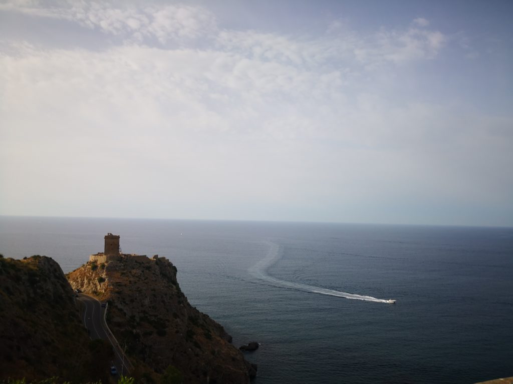 Qui Torre Normanna, arrivano i pirati